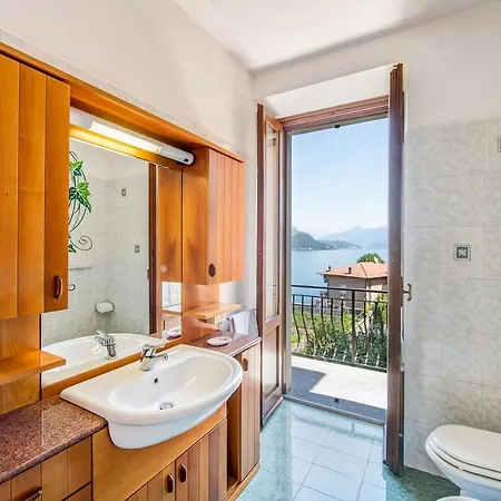 Casa Mocchetti Feriehus Lezzeno