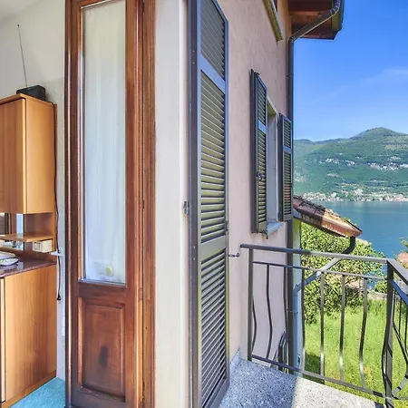 Casa Mocchetti Holiday home *